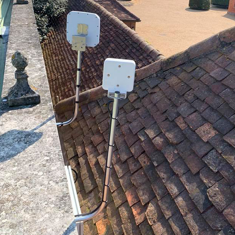4G LTE and 5G Antennae